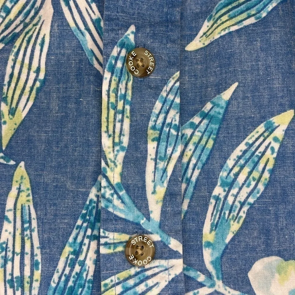 Cooke Street Honolulu Floral Hawaiian Button Down Shirt 1970s Vintage Men Large